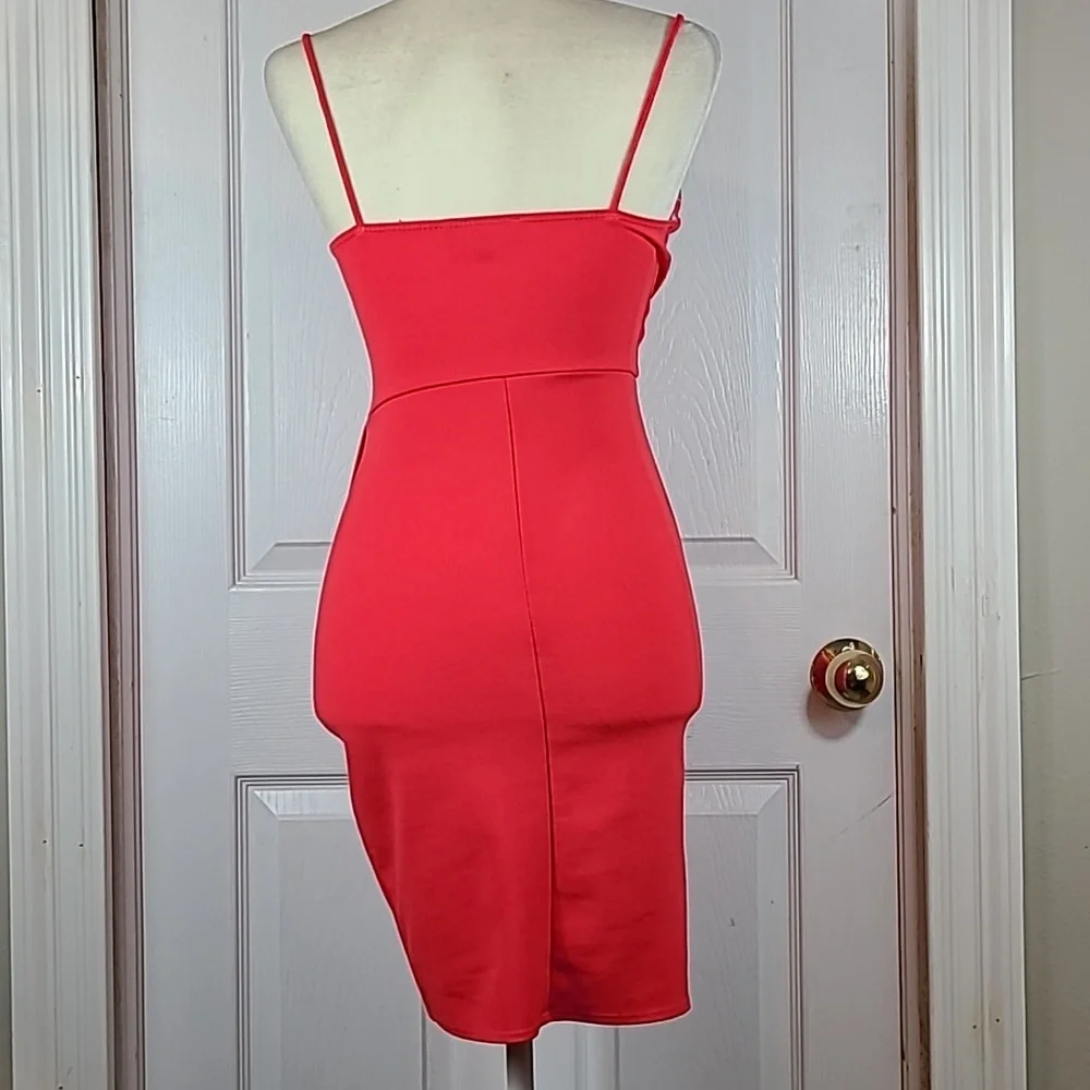 Lulu's Tulip Style Dress - Picture 4 of 10